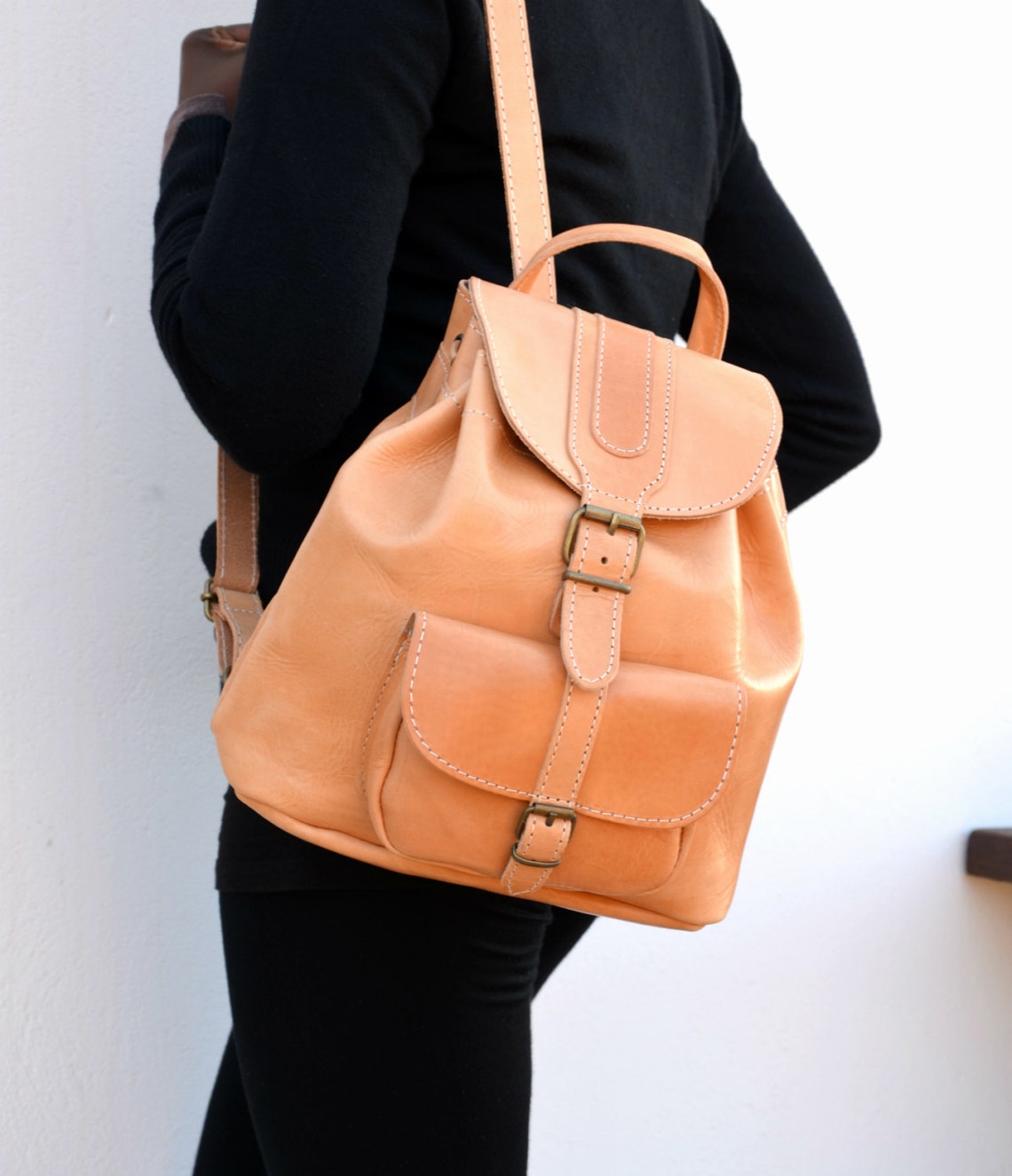 SOFT LEATHER DRAWSTRING BACKPACK